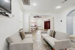Sandcastle Retreat - Image 4