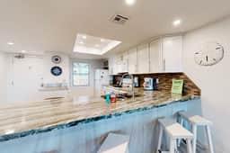Suntide II Condominiums #107 - Image 5