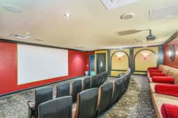 The Diamond Penthouse - Image 4