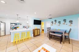 Phoebe's Beach House - Image 5