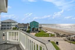 Beach Haus - Image 4