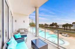 Pelican Oasis - Image 2