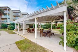 Victorian Condos - Back to the Beach - Image 3