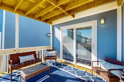 Ocean Breeze Getaway - Image 2