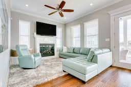Seaside Paradise Retreat - Image 3
