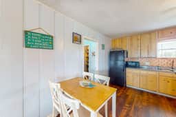 Captain's Quarters - Image 5