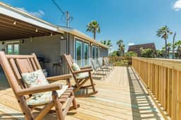 Roped in Gulf Cottage - Image 2