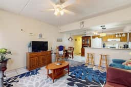 Ventura Condominiums #101 - Image 4
