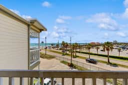 The Victorian Condos - Beach Waves - Image 2