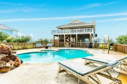 Bayside Paradise - Image 2