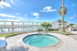 Island Getaway - Image 4