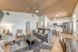Eskridge Gem Unit B - Image 4