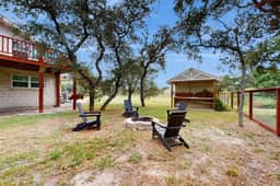Packsaddle Beach House - Image 2