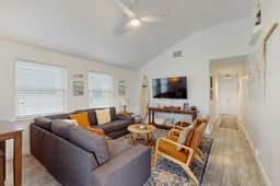 Surf Inn - Under New Ownership - Image 4
