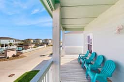 Reel Inn Relax - Image 3