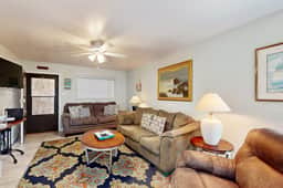 Seahorse Condominiums 105 - Image 5