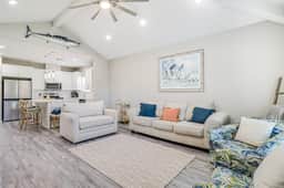 The Bay Breeze Beauty - Image 3