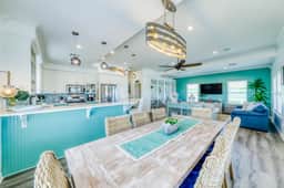 Bay View Breeze - Image 5
