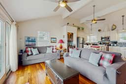 The Purple Beach House - Image 3