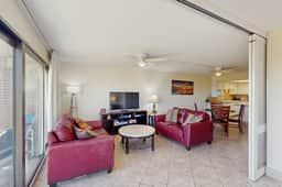 Island House #105 - Image 5