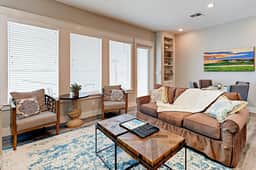 Reserve at St. Charles Bay: Reserve Lane Townhome 102 Villa - Image 2