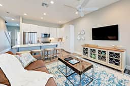Reserve at St. Charles Bay: Reserve Lane Townhome 102 Villa - Image 3