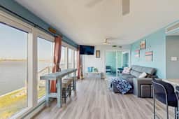 Puente Vista  120 - Wilson's Watering Hole - Captain’s Quarters - Image 3