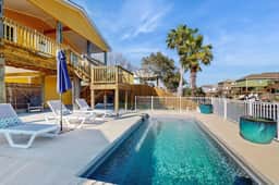 The Yellow House on Laguna Shores - Image 3