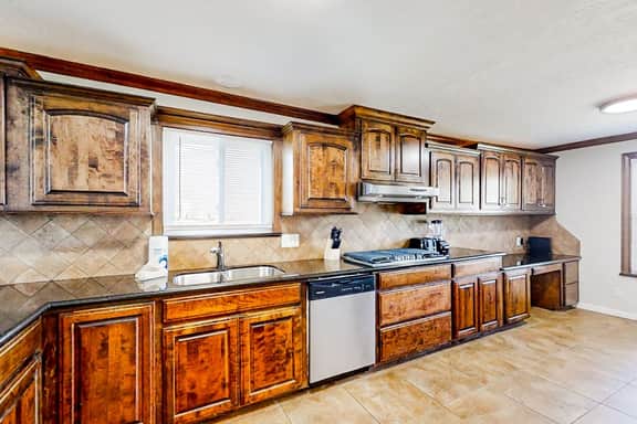 Central Galveston Cottage - Image 5