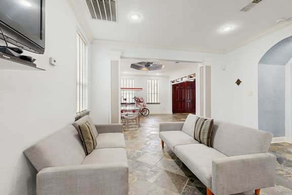 Sandcastle Retreat - Image 4