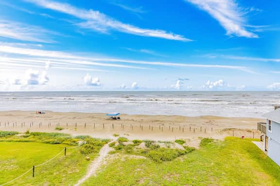 8-Mile Beachfront - Image 2