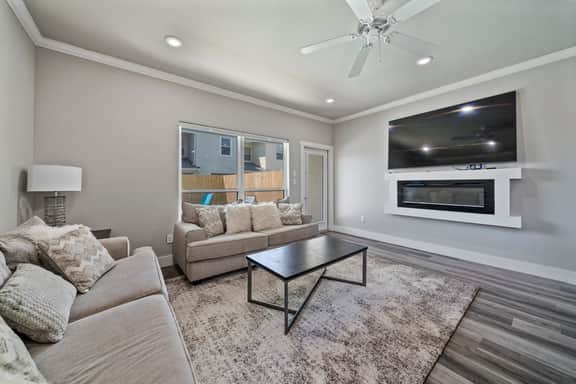 Endless Sunlight - Private Pool, Water Views - Image 5