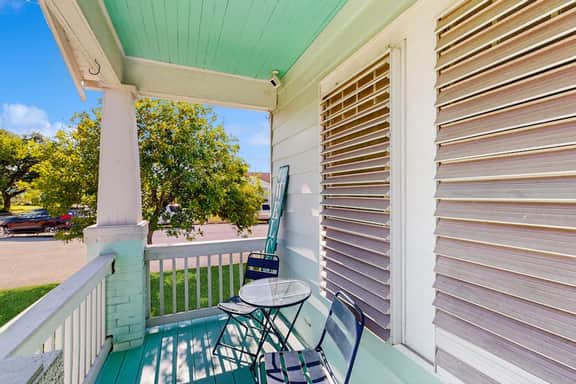 Sea Glass Cottage - Image 2
