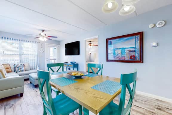 Surfside II unit 110 - Image 4