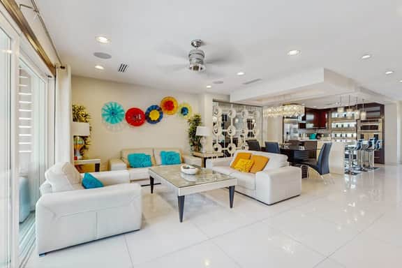 Oleander Paradise Beach House - Image 5