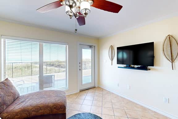 Suntide II Condominiums #106 - Image 5