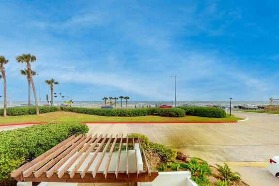 Casa Del Mar - Beachside Pleasure - Image 4