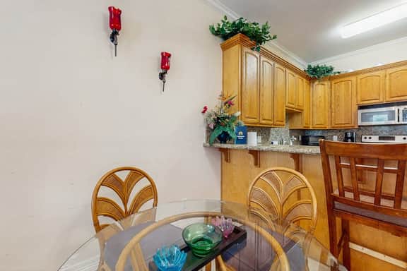 Escape Condominiums #2 - Image 4