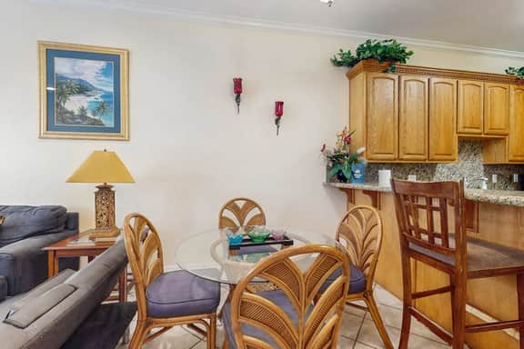 Escape Condominiums #2 - Image 3