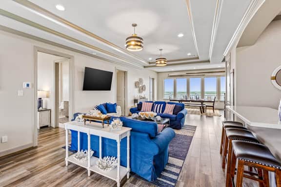 Pointe West - Bay Breeze Paradise - Image 3