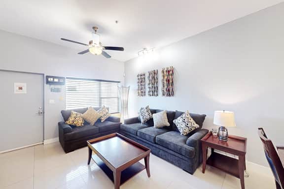 La Isla Condominiums #C105 - Image 4