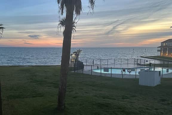 Rockport Waterfront Getaway #608 - Image 3