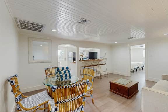El Cerrito Place - Unit B - Image 4