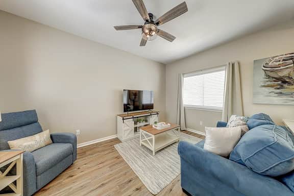 Leeward Isles 207 - Image 4