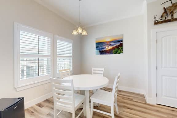 Oceanside Oasis - Image 4