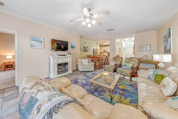 Cabana Street Unit B - Image 5