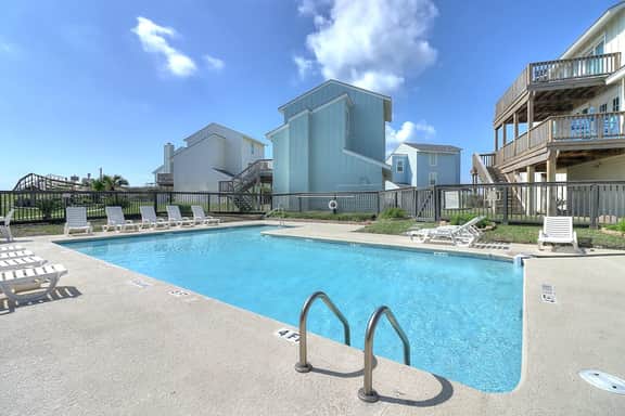 Gulf Beach House #10 - Image 2