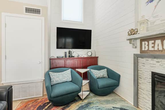 Gulf Beach House #10 - Image 4