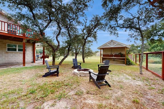 Packsaddle Beach House - Image 2