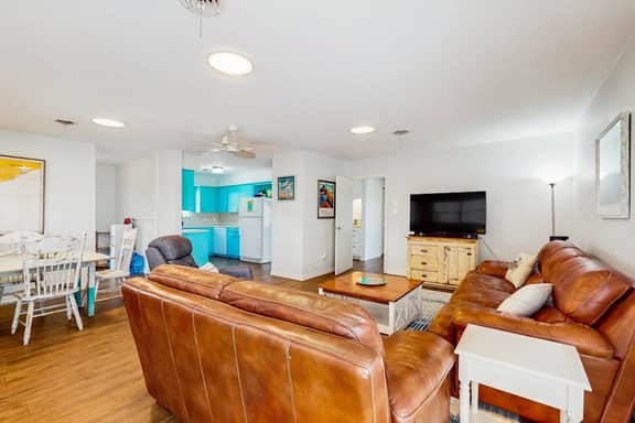 Little Bay Cottage - Image 5